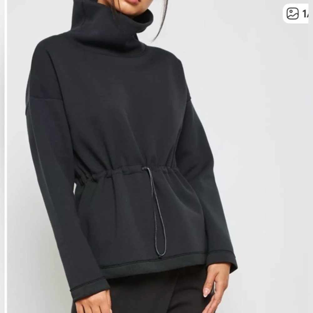 Nike Dri-FIT therma flex  Black Pullover women small